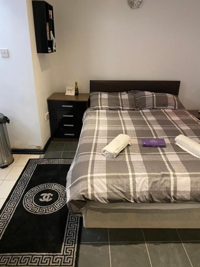 Comfort Studio Londres Extérieur photo