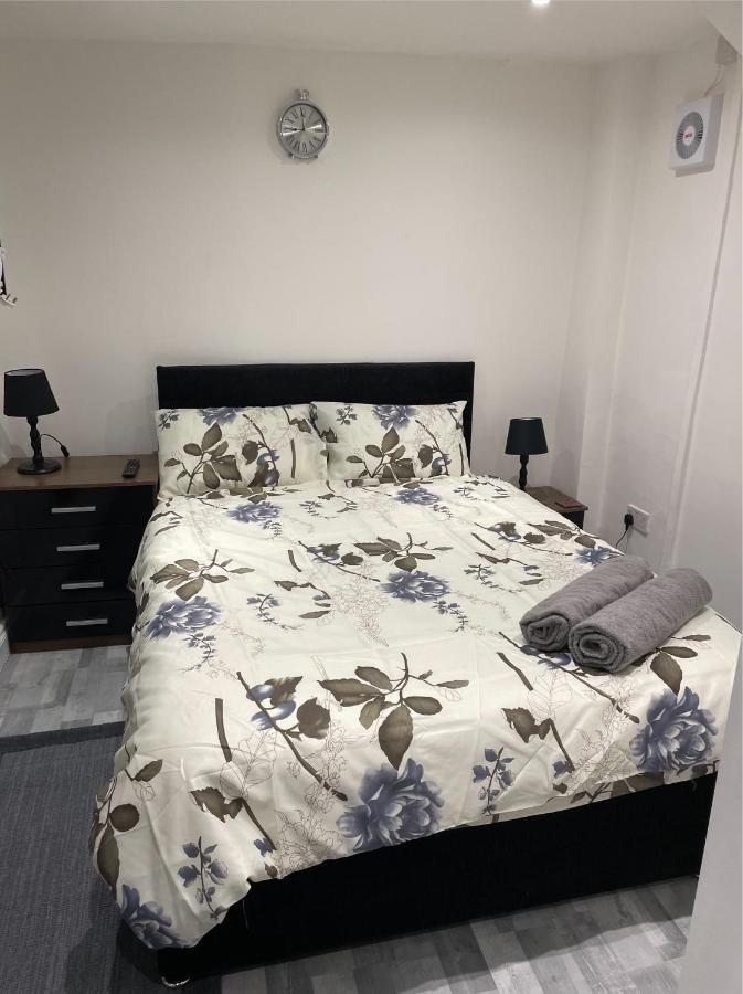 Comfort Studio Londres Extérieur photo